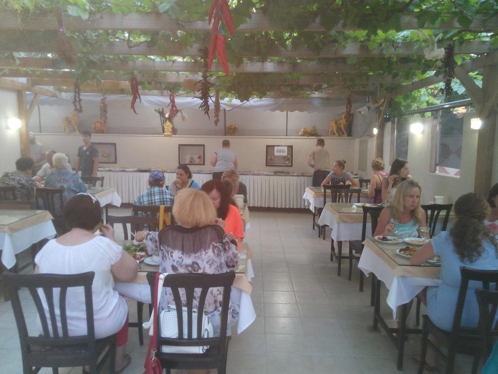 Kleopatra Sahara Hotel Alanya Bagian luar foto