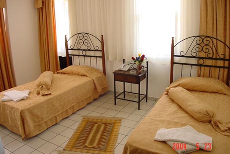 Kleopatra Sahara Hotel Alanya Bagian luar foto